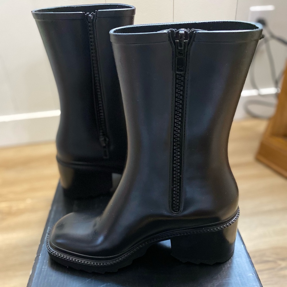 🔥🔥New in Box Chunky-Heel Everett INC Moto Square-Toe Black Waterproof Boots